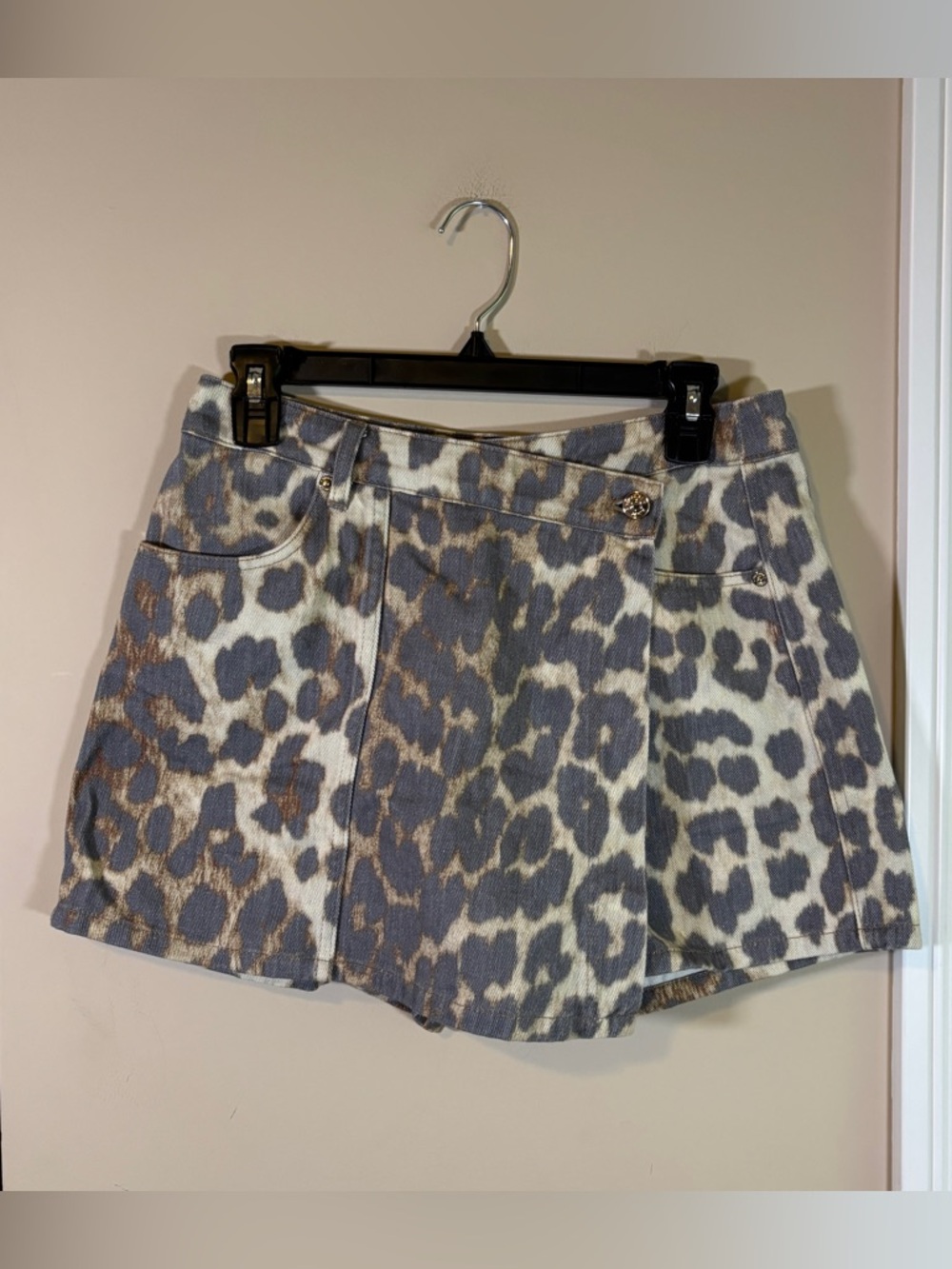 Leopard Print Mini Skort